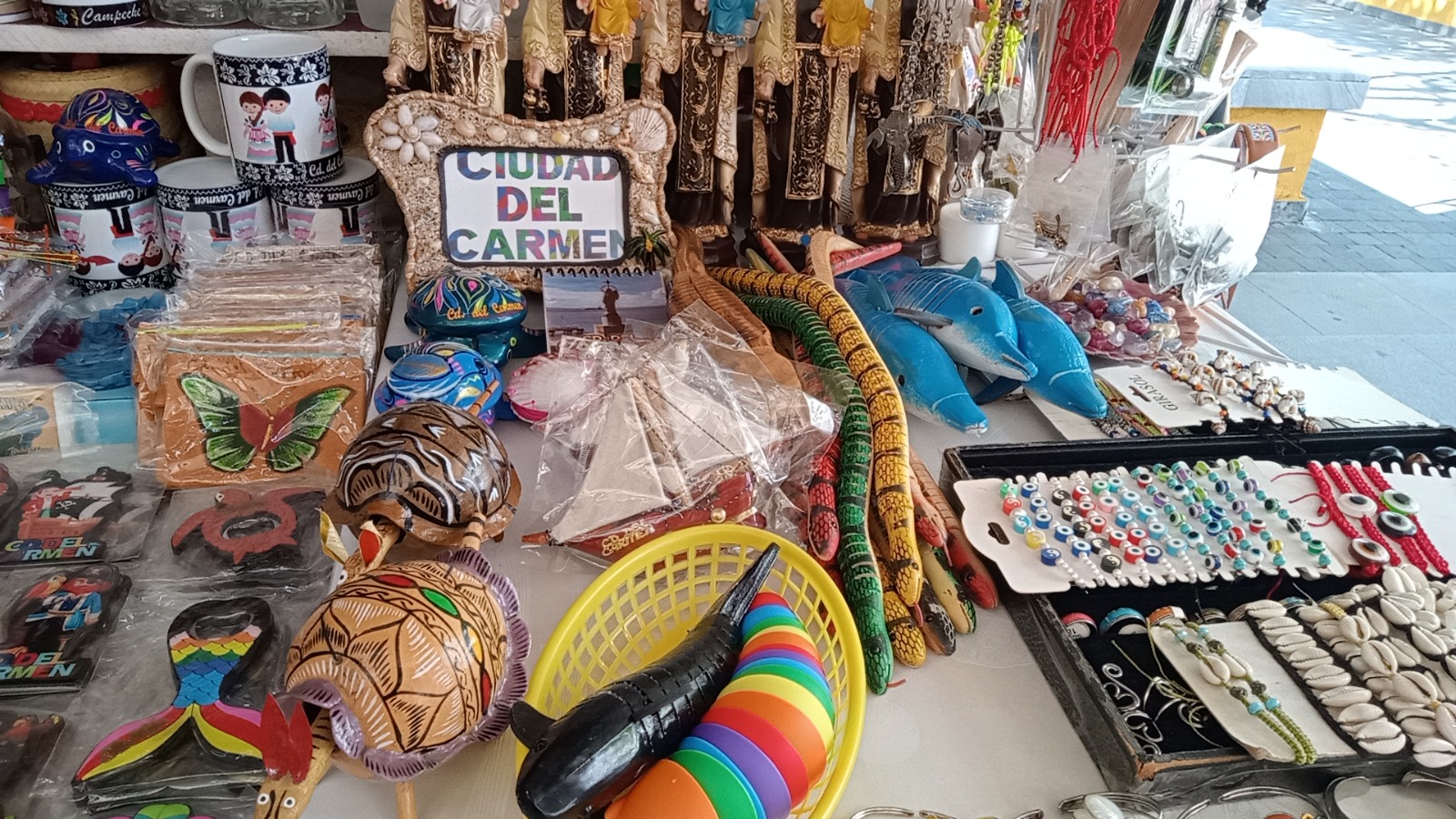 No repunta la venta de artesanos en Ciudad del Carmen