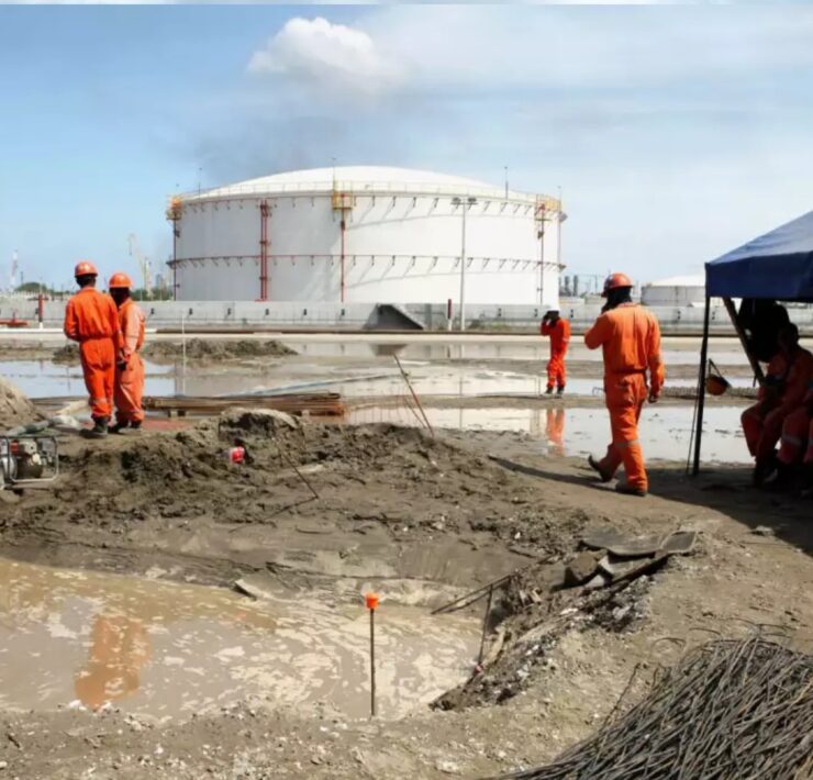 Empresas y sindicatos mutilan el salario a los obreros