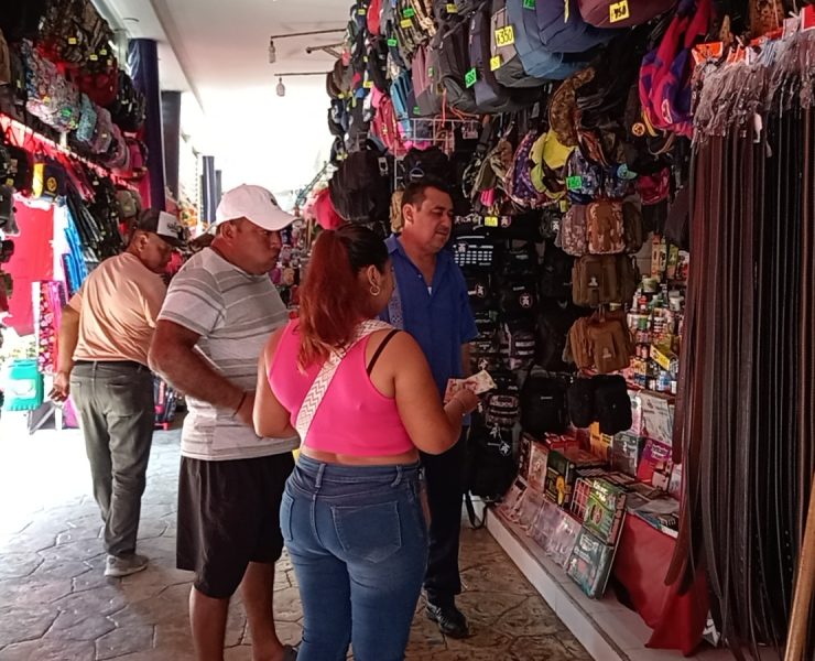 Se incrementa ventas de temporada en el mercado de Ciudad del Carmen