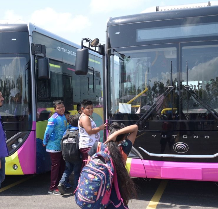 Capacitan a conductores de unidades nuevas de transporte