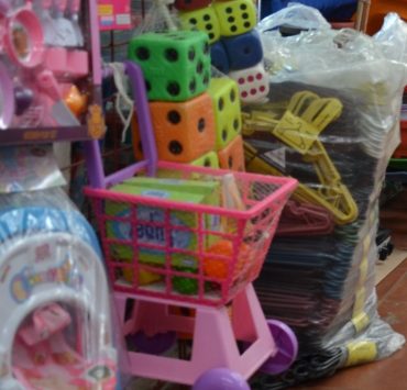 Políticos se olvidan del comercio local