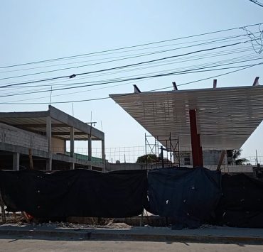 Gasolinera en la avenida 10 de julio sería una bomba de tiempo