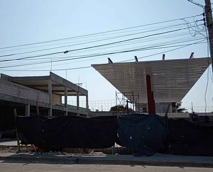 Gasolinera en la avenida 10 de julio sería una bomba de tiempo