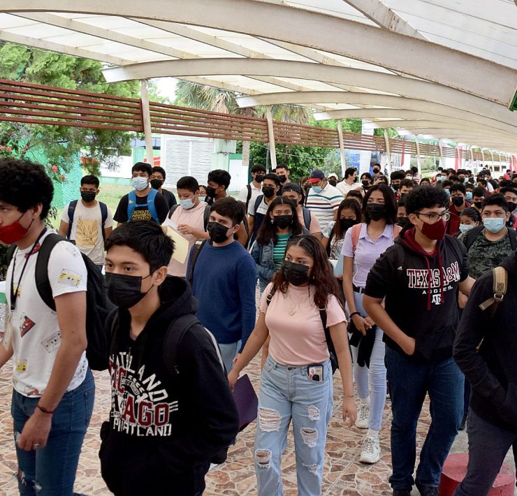 La Utcam entrega fichas a estudiantes