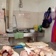 Siete locatarios del AFA se quedaron sin luz