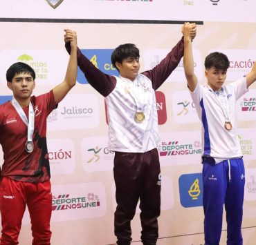 Con el pie derecho arrancó