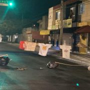 Vecinos cierran la Avenida Central