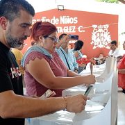 Candidato a la alcaldía de Carmen por MOCI acudió a votar con protección