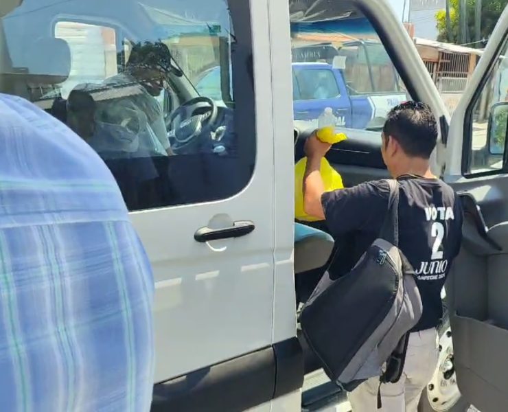 Trasladan paquetes electorales a Palizada