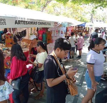 Guelaguetza en Ciudad del Carmen hace que repunte la venta de artesanos