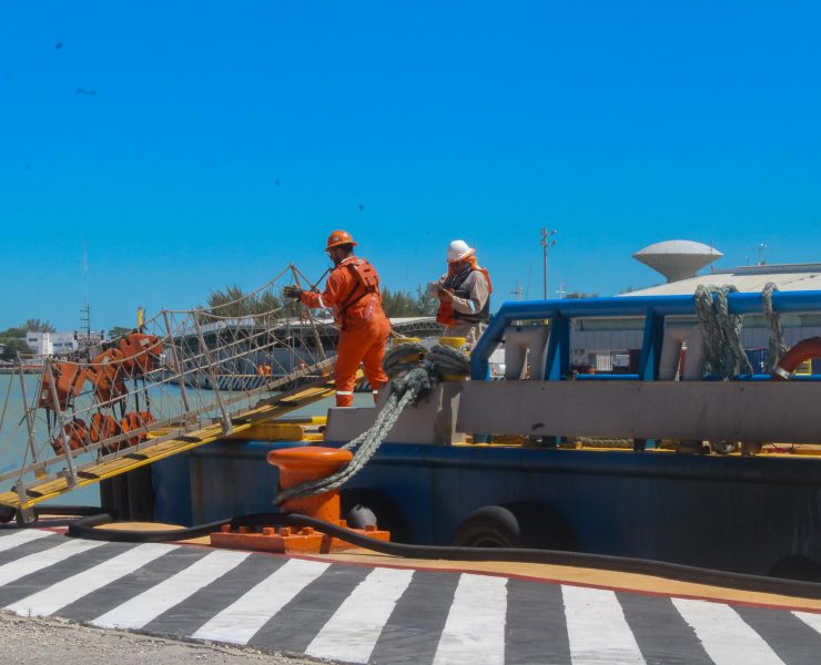 Endeudadas empresas del sector energético