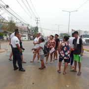 Bloqueos de vialidades por mal servicio de la CFE