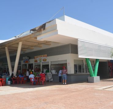 Sordo y ciego el director de Servicios Básicos