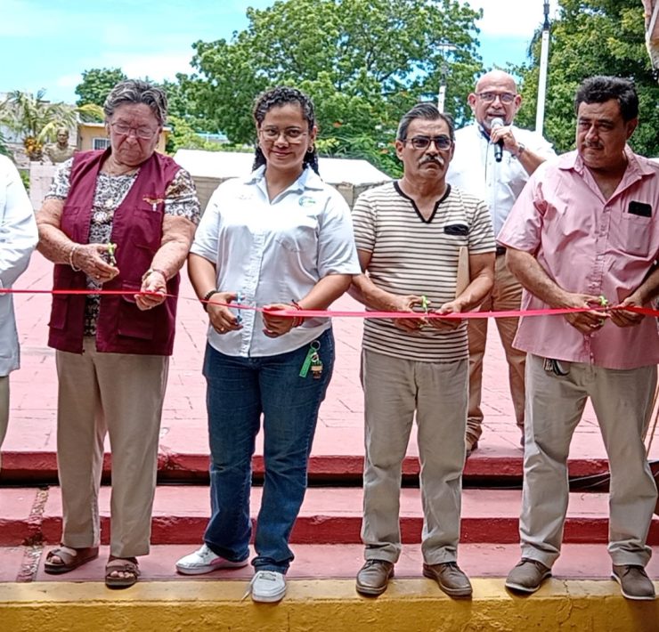 Inicia Feria de Regreso a Clases con 27 expositores