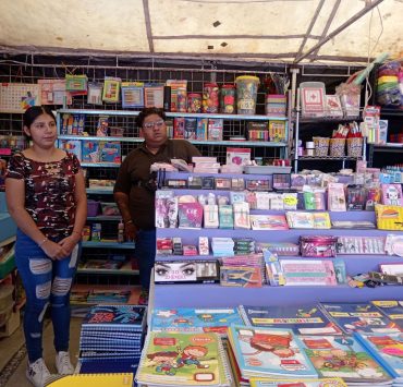 Tiendas de autoservicio afectan a papelerías tradicionales