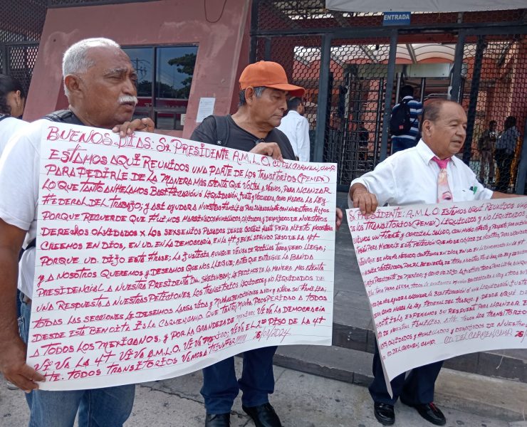 Petroleros jubilados piden al Presidente que no les abandone