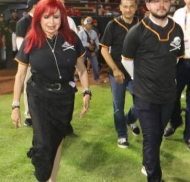 Layda cedió a los Piratas y otorgó contratos por 573 MDP a familia Hellmund