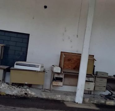 Sin energía eléctrica oficinas de verificación vehicular de Campeche