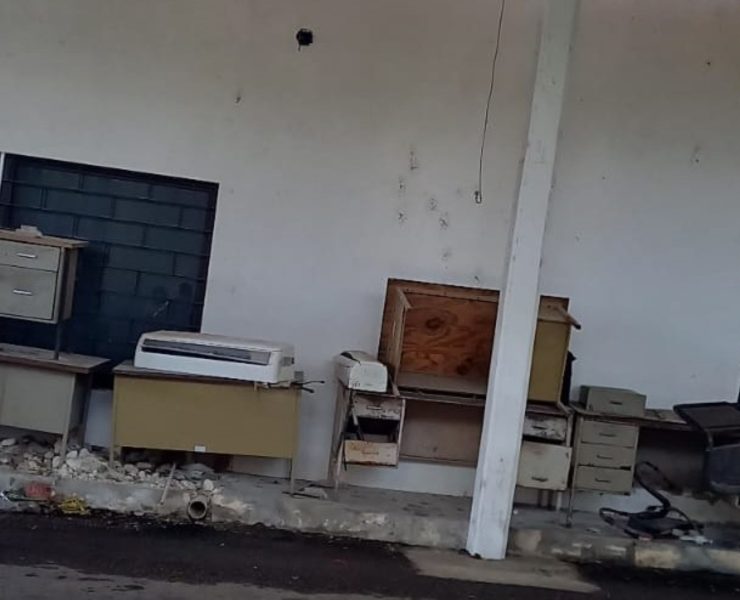 Sin energía eléctrica oficinas de verificación vehicular de Campeche