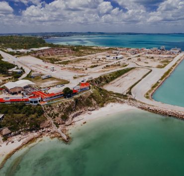 Entrega APICAM obra de 195 MDP a empresa de Coatzacoalcos