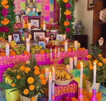 Llaman a ciudadanos a prevenir incendios con veladoras