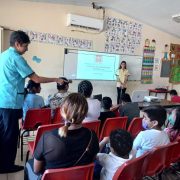 Violencia física y emocional en escuelas