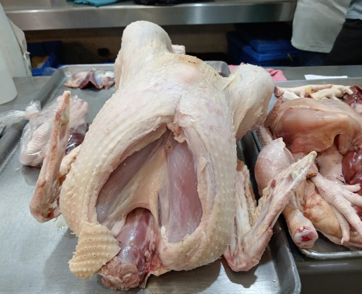 Cae venta de pavos en el mercado de Ciudad del Carmen