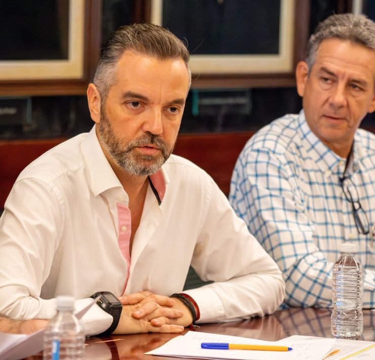 Premio personal a Lavalle Maury la Secretaría de Economía de Campeche