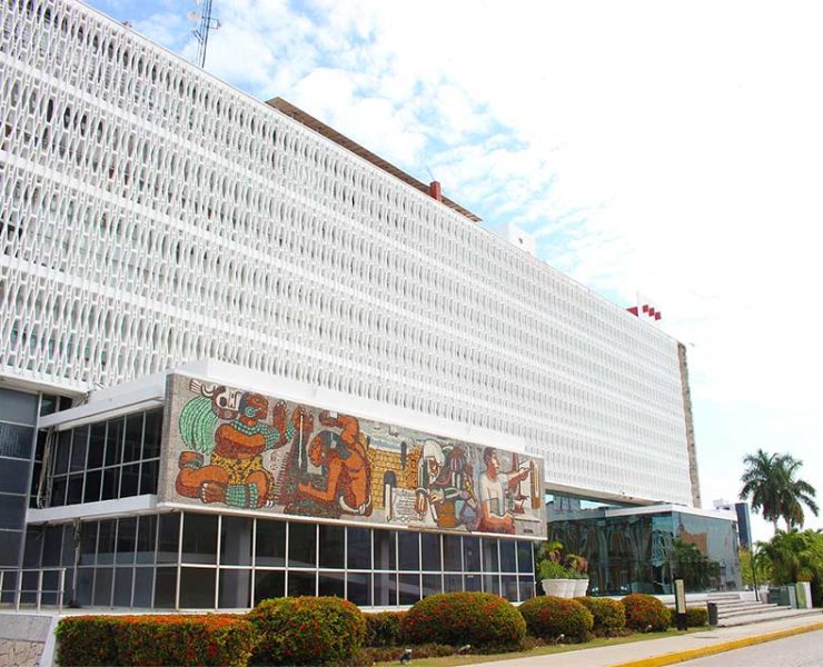 Gobernador de Campeche debe de ser un carmelita