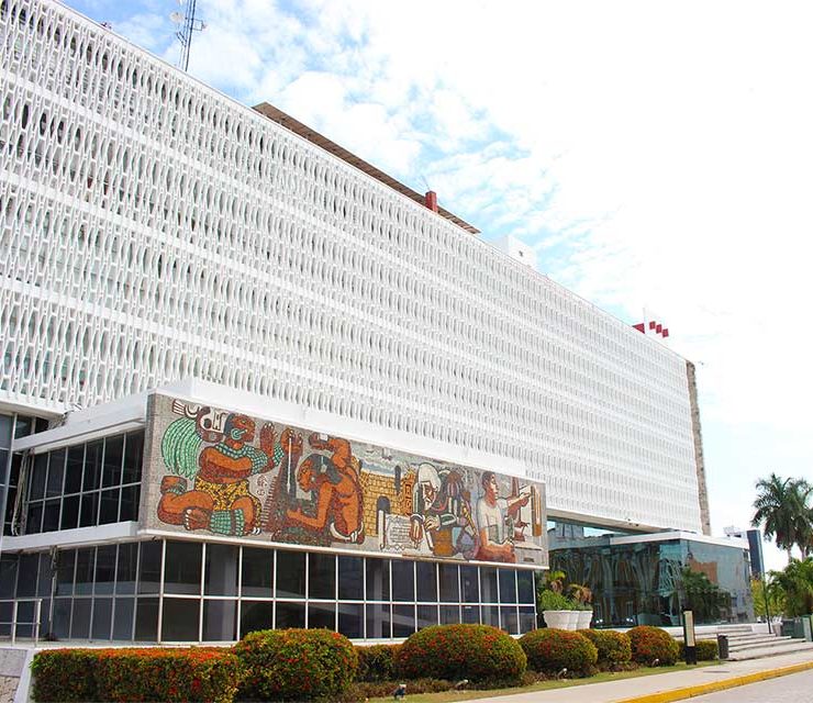 Gobernador de Campeche debe de ser un carmelita