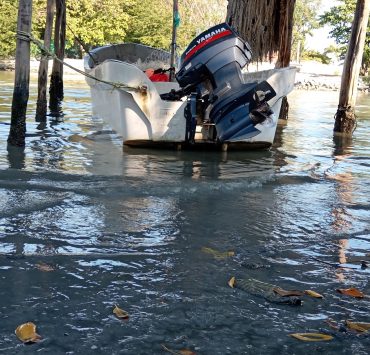 Pescadores piden dragado de la boca del Arroyo de la Caleta