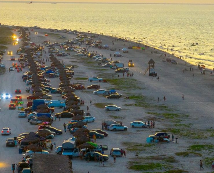 Deben impedir el tránsito de vehículos a orilla de las playas