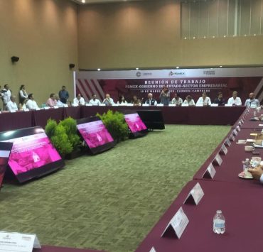 Director de Pemex se reúne con empresarios de Ciudad del Carmen
