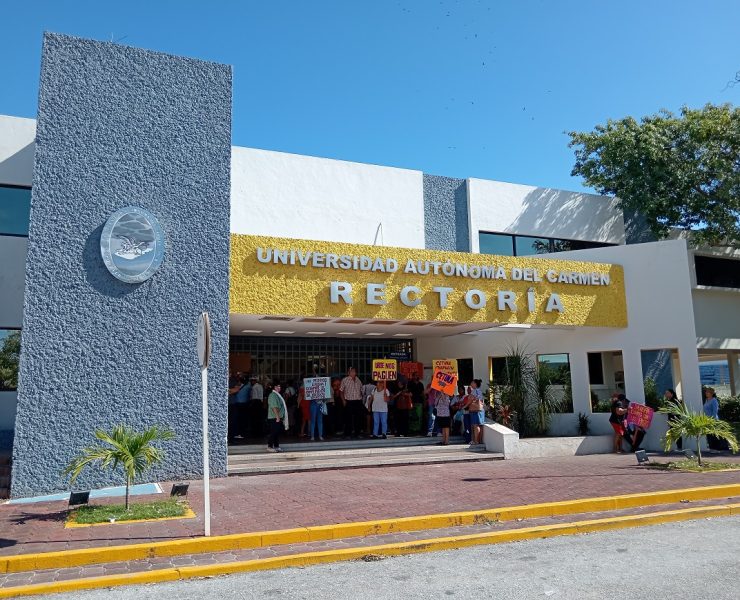 Desertan de la Unacar del 10 al 15% de la matrícula estudiantil