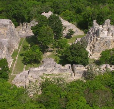 Entrega INAH obras a empresas foráneas
