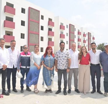 Pablo Gutiérrez Lazarus presentó Unidad Habitacional del Bienestar a la Gobernadora Layda Sansores