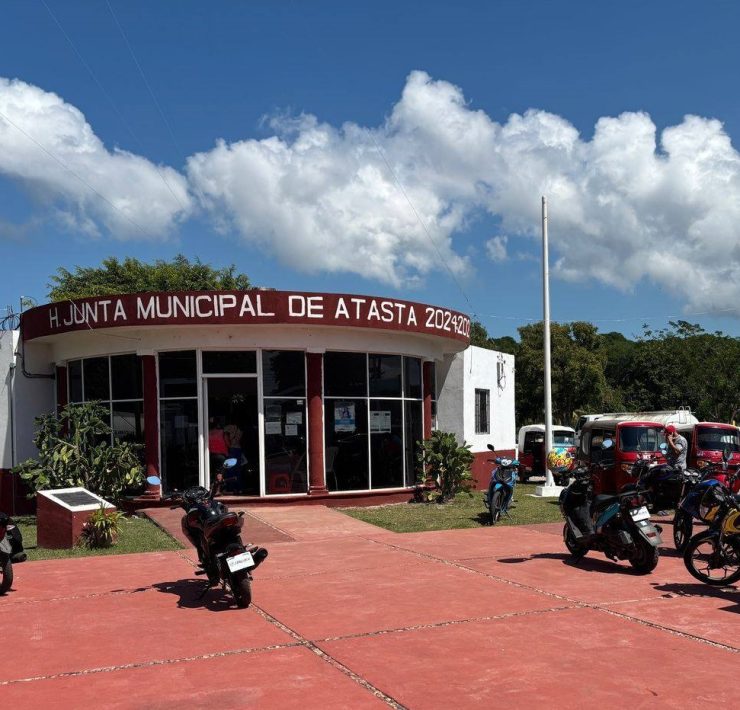 Atastecos se sienten decepcionados del gobierno de Layda Sansores