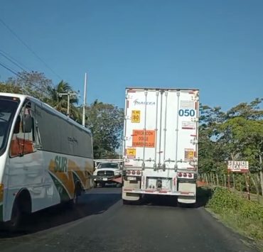 Reparación de la carretera de Atasta agiliza el tráfico vehicular