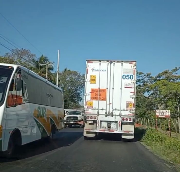Reparación de la carretera de Atasta agiliza el tráfico vehicular