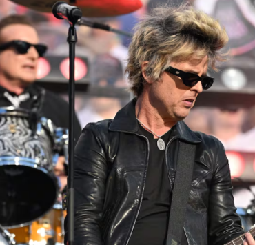 Green Day no confrontó a Trump ni a MAGA durante el Super Bowl