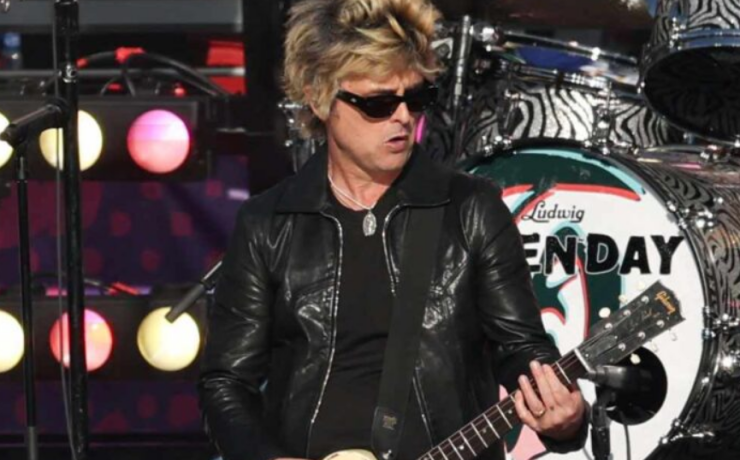 Green Day le pide a ICE que renuncien de ese trabajo "miserable"