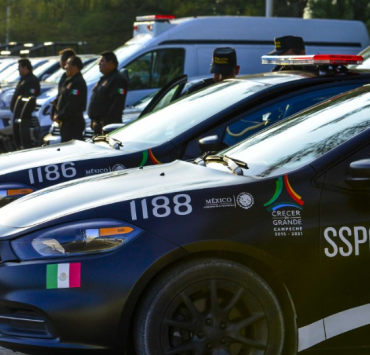 Taxista protagoniza persecución y termina chocando