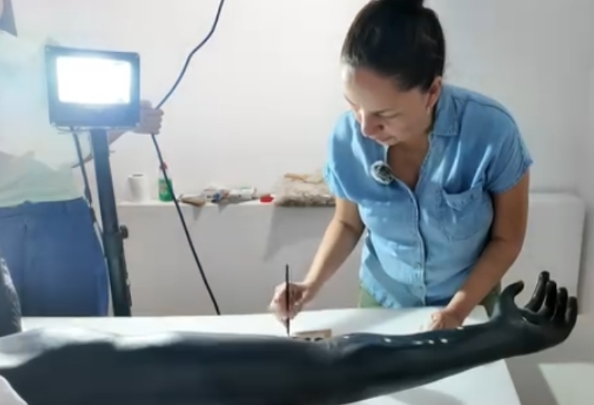 Avanza restauración del Cristo Negro de San Román