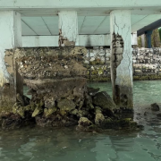 Detectan daño estructural en columnas del viaducto Sabancuy.