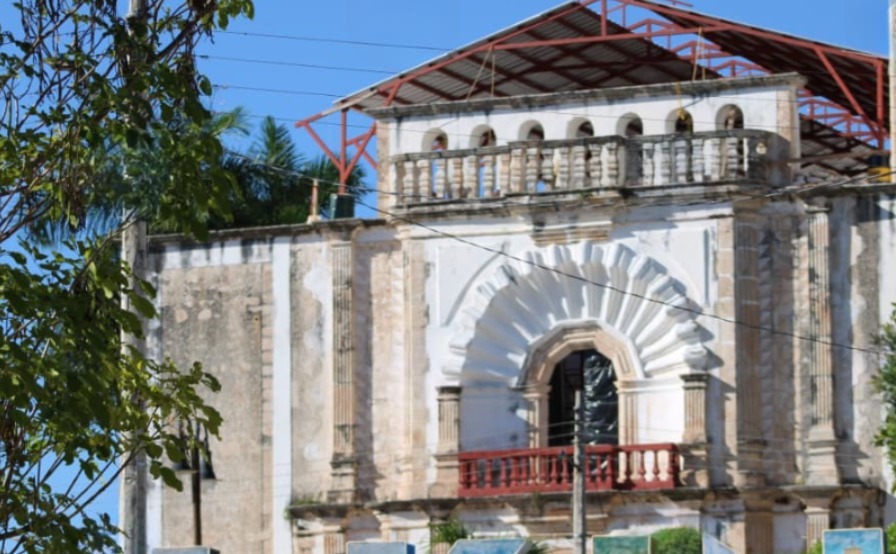 Urgencia estructural y identidad de Calkiní. La historia y la renovación