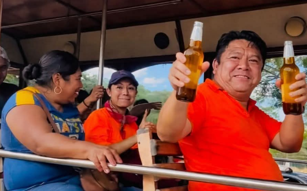 Cuestionan uso de tranvía turístico en actividades ajenas