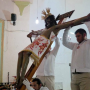 Inician las festividades en honor al Señor de la Salud.