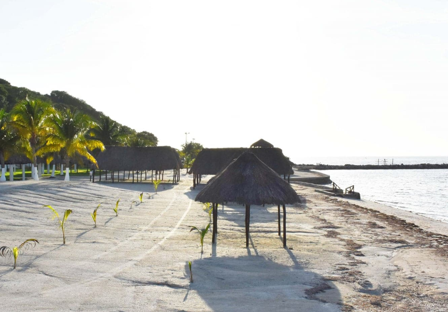 Descartan privatización de Playa Bonita en Campeche