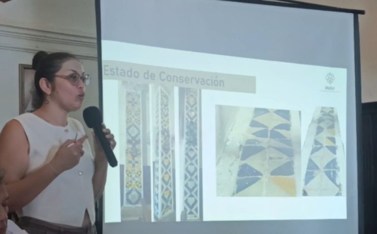 Restauran pilastras de azulejos con técnicas de alta precisión