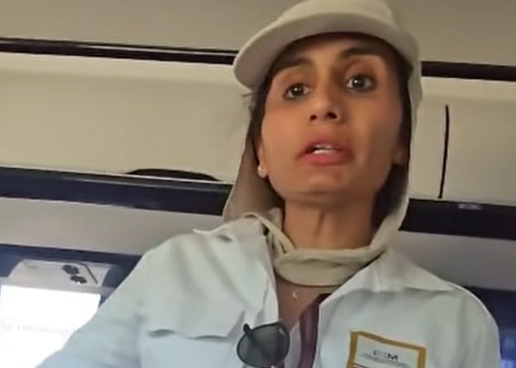 Señalan a agente de Migración por intimidar a reportero